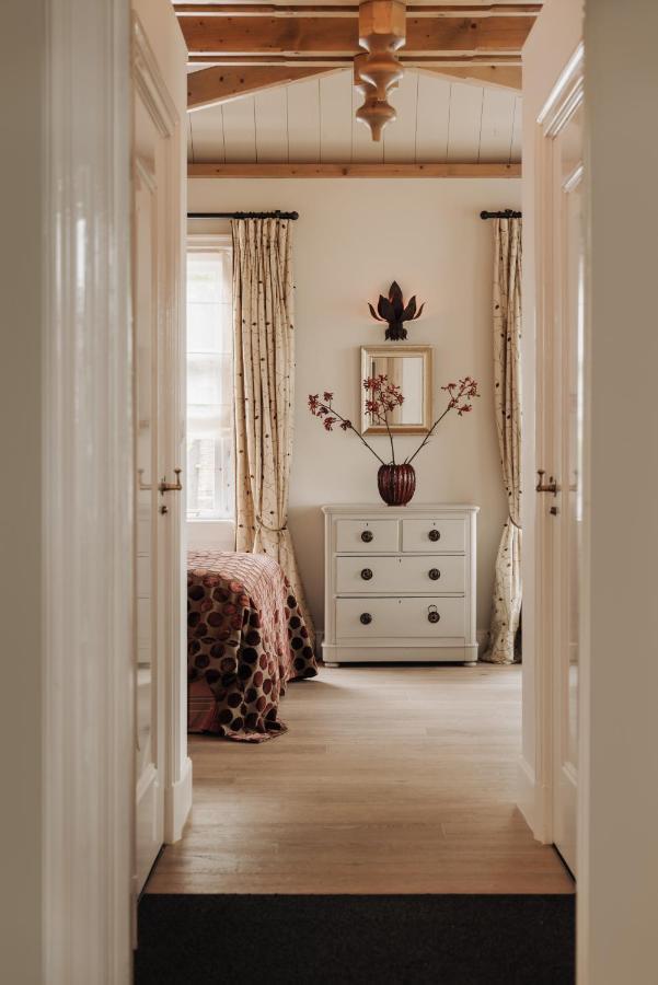 Inn On The Lake บรุคอินวาเทอร์ลานด์ ภายนอก รูปภาพ